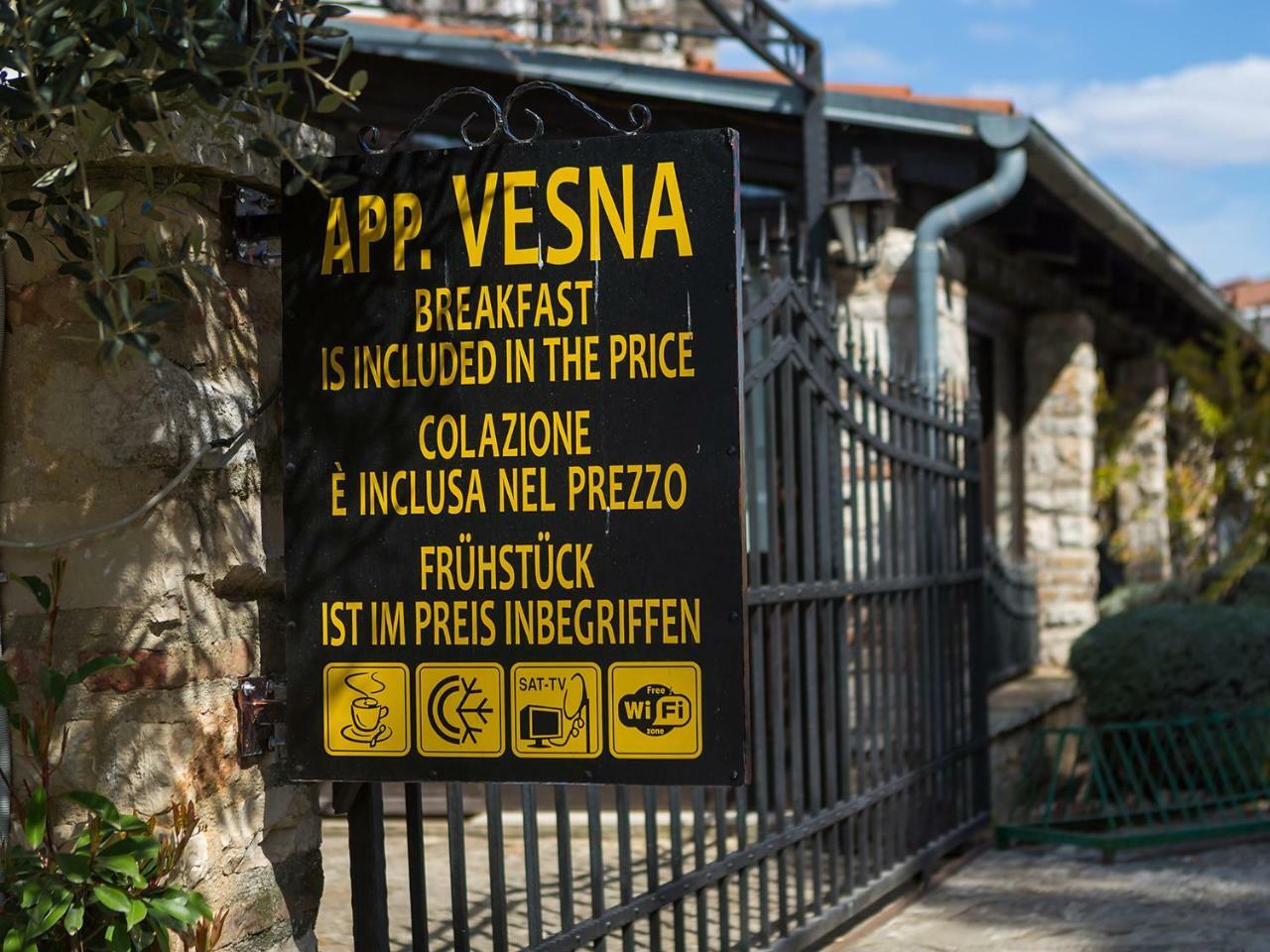Apartments Vesna Funtana Bagian luar foto
